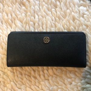 Tory Burch Slim Leather Wallet